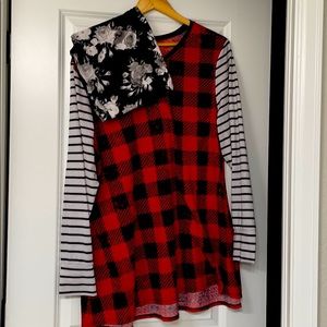 Plaid Lynnae top with black and white TC leggings